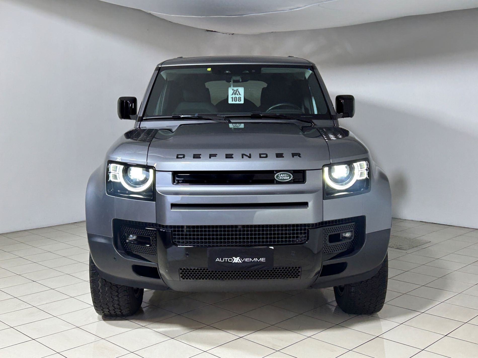 Defender 110 3.0d i6 mhev SE awd 200cv auto - Autoviemme